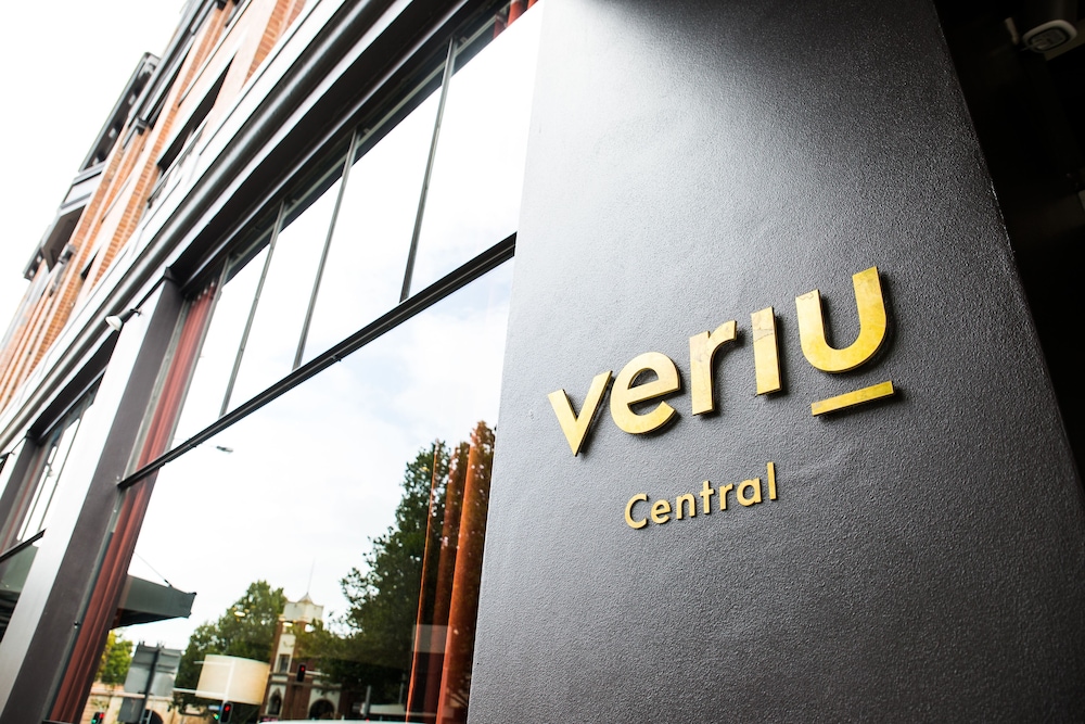 Veriu Central 4/72