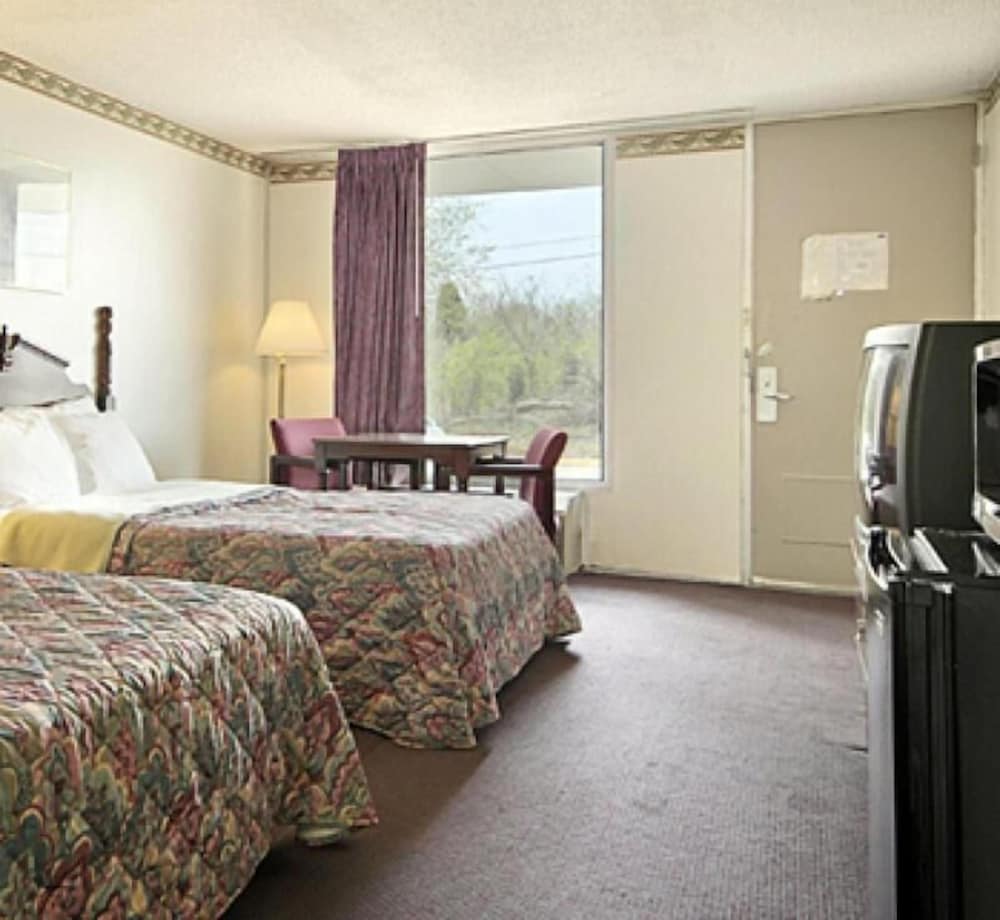 ROYAL EXTENDED STAY ALCOA 6/12
