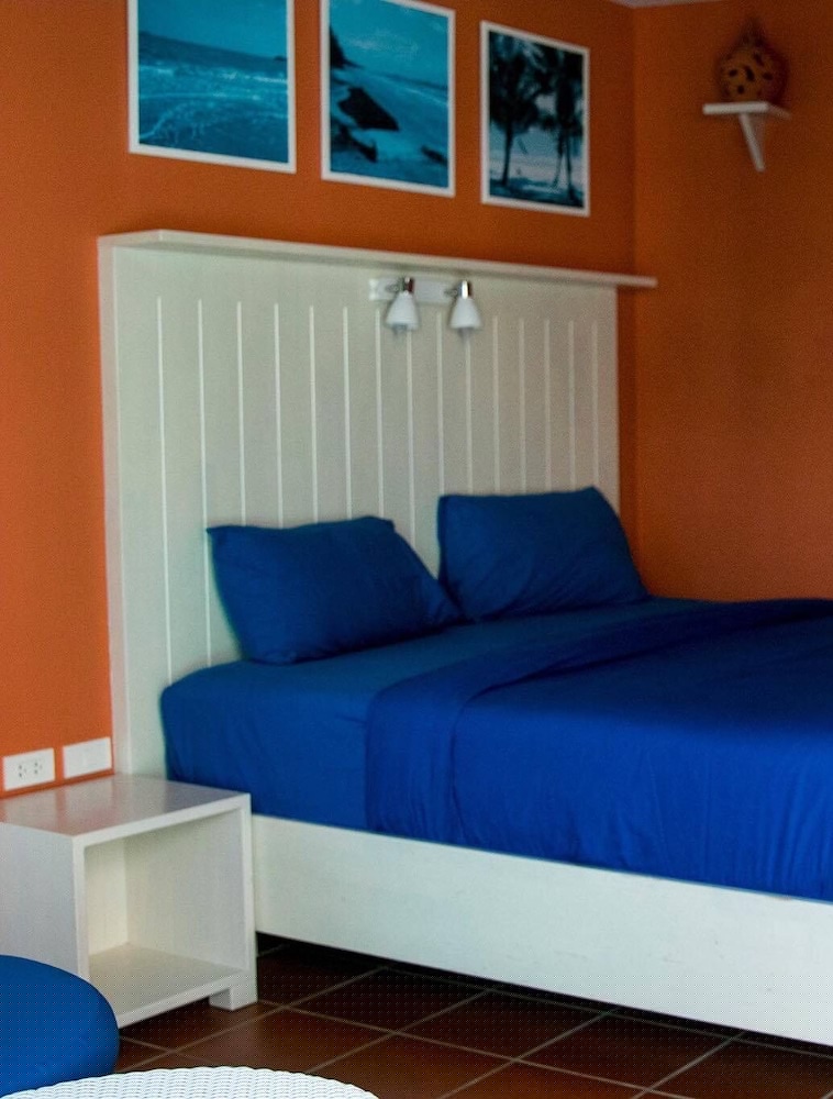 Grandblue Resort 45/70