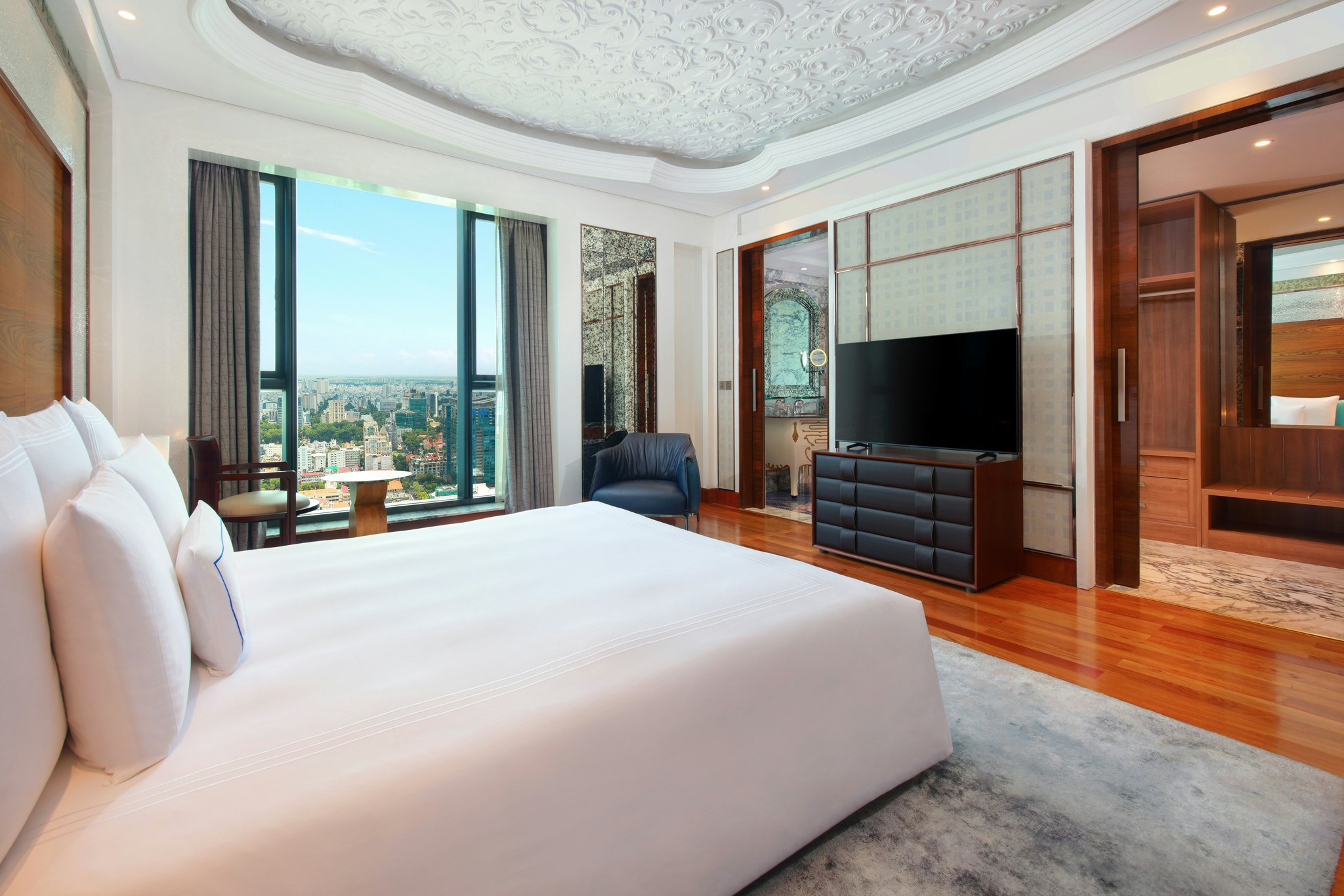 The Reverie Saigon Hotel 22/50
