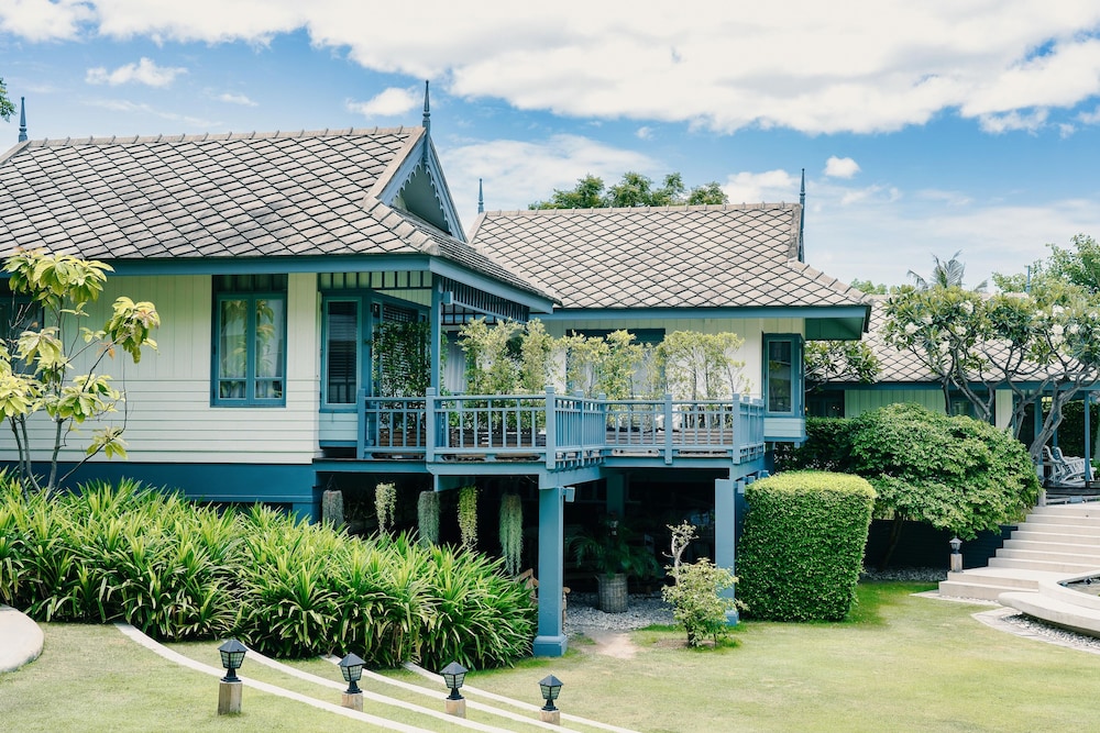 Devasom Hua Hin Resort in Cha-am