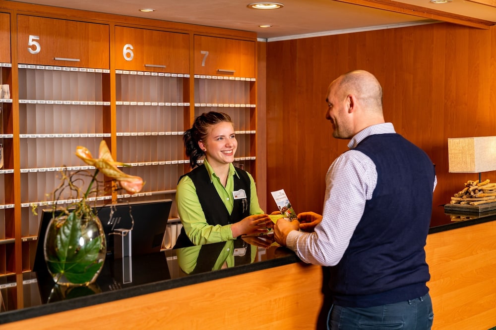 Lobby at Ahorn Hotel Am Fichtelberg, OBERWIESENTHAL