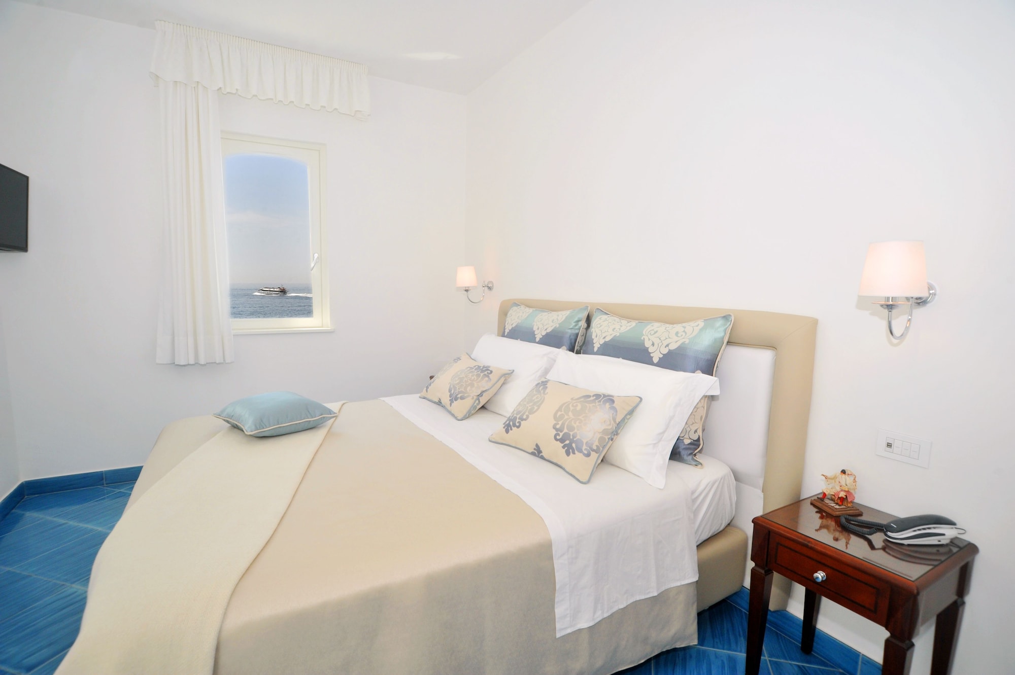 EXCLUSIVE, SUITE, SEA VIEW