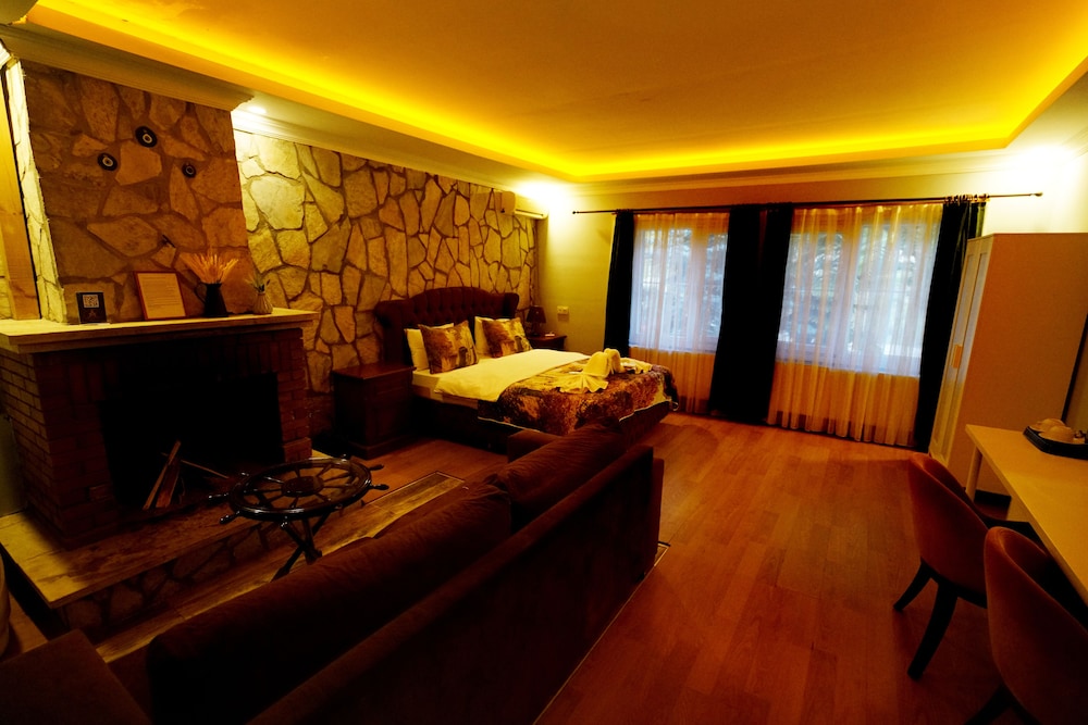 Alesta Butik Otel 25/36