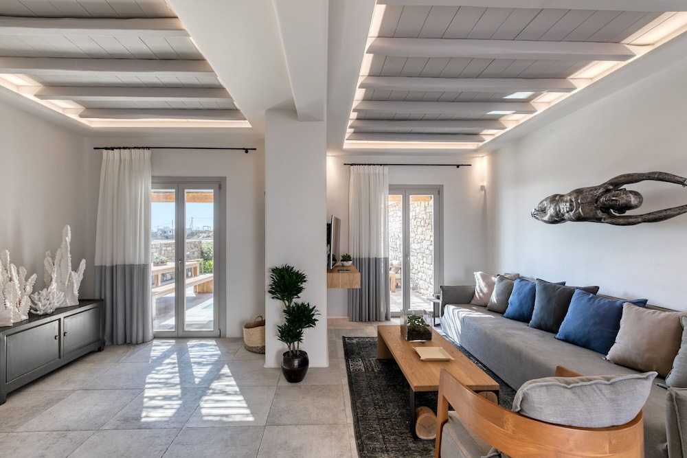 M Mykonos Villas 27/50
