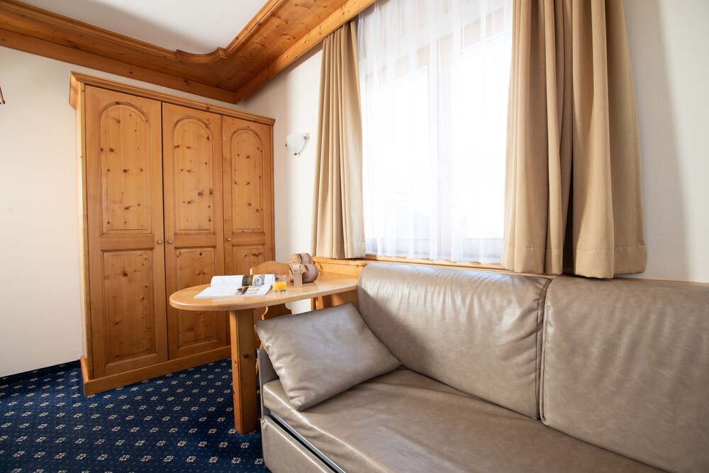 Hotel Galli 48/70