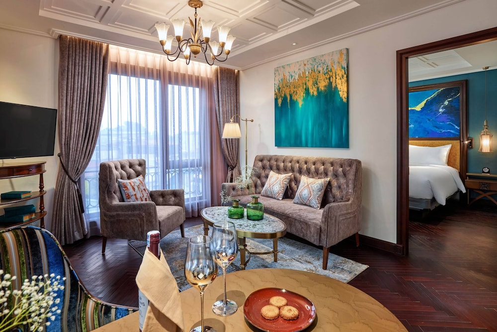 Peridot Grand Luxury Boutique Hotel 25/50