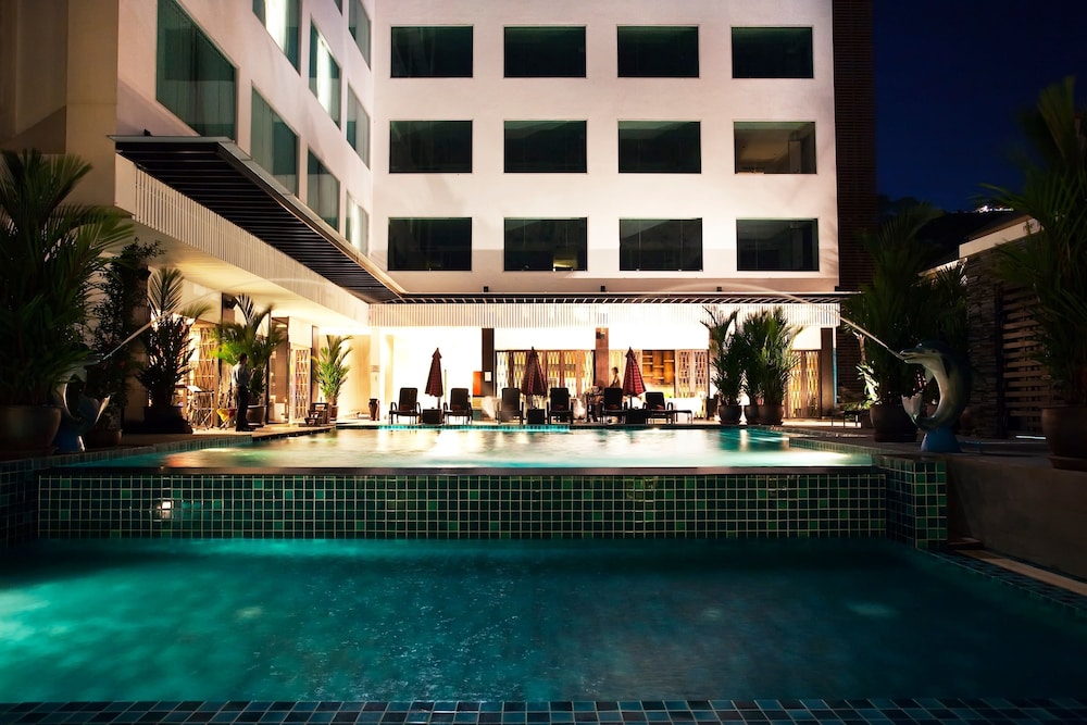 Signature Pattaya 8/70