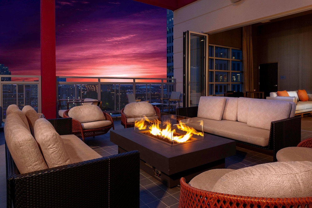 Courtyard By Marriott Dallas Downtown Reunion District 21/45