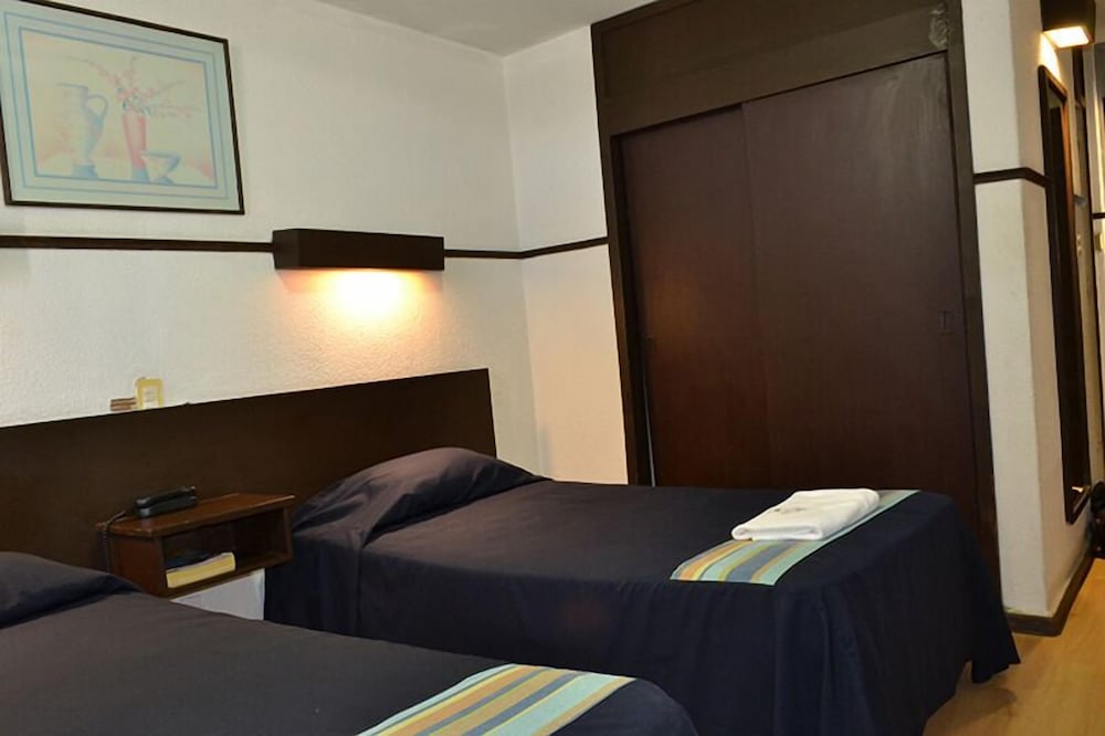 Hotel Trevi 20/36