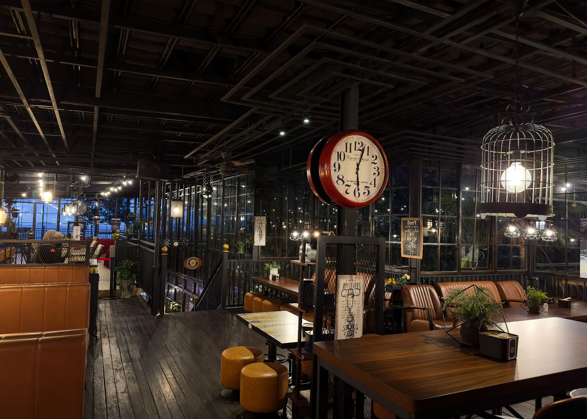 Edensor Hills Villa, Resort & Cafe 26/51