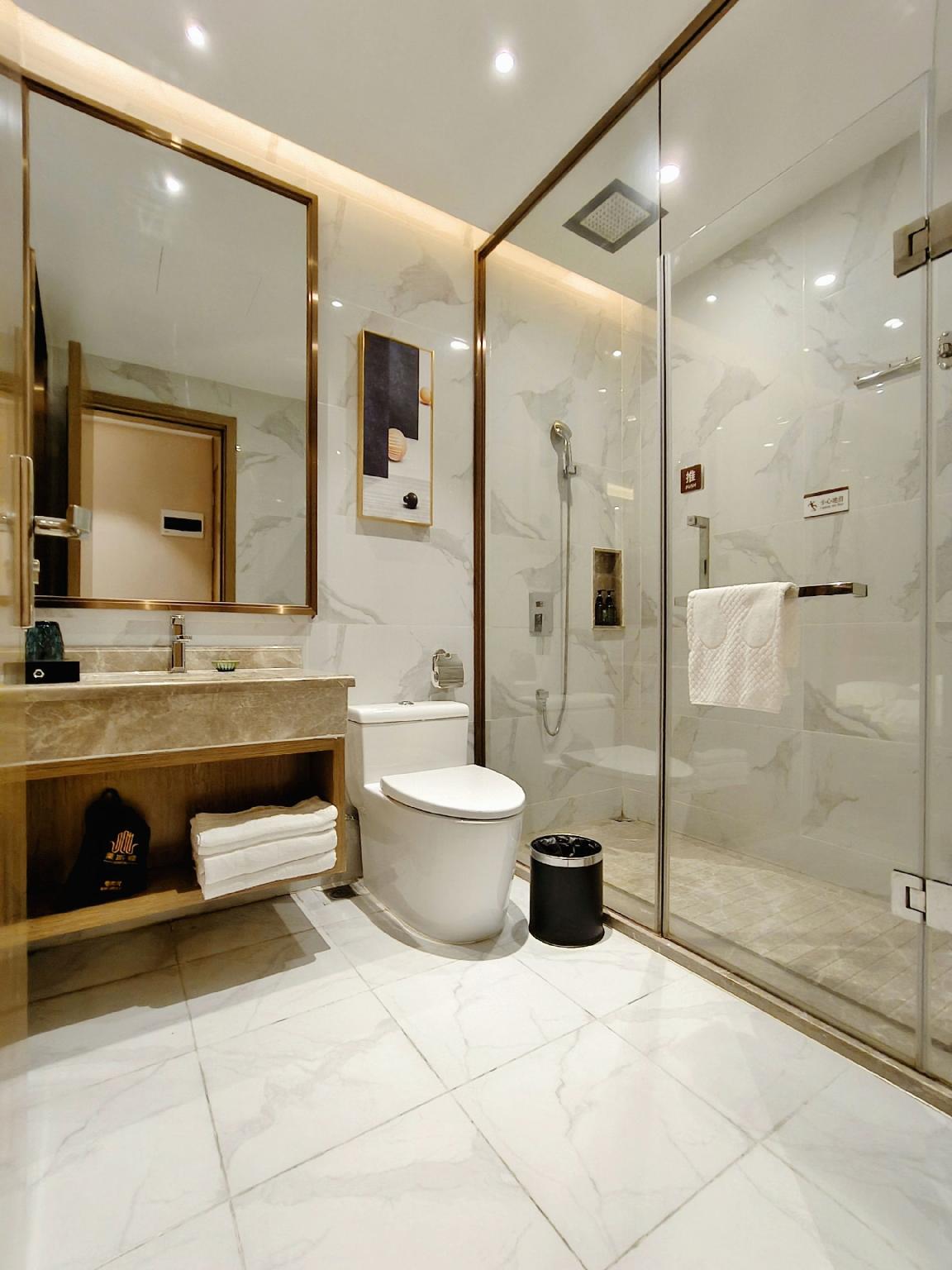 Lesden Hotel (Guangzhou Zhongda Metro Station) 30/31