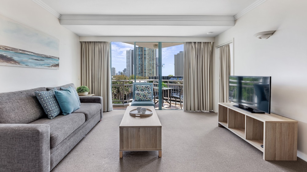 Mantra Crown Towers Surfers Paradise 70/95
