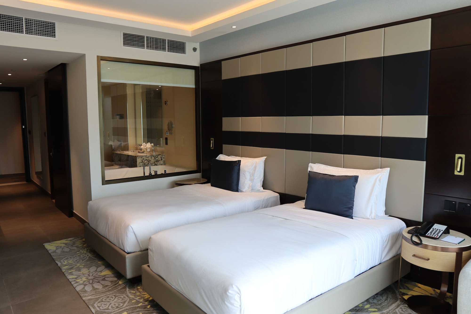 Premium, Twin Beds, Burj Khalifa View, Sofa, Balcony