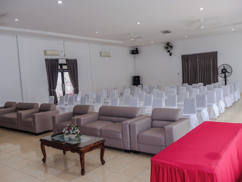 Hotel Hakmaz Taba Syariah Lubuk Linggau 31/49