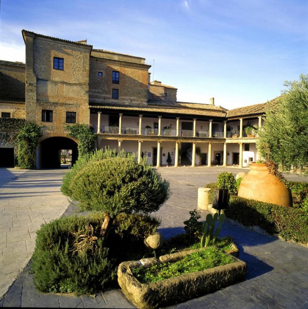 Parador de Oropesa 2/50