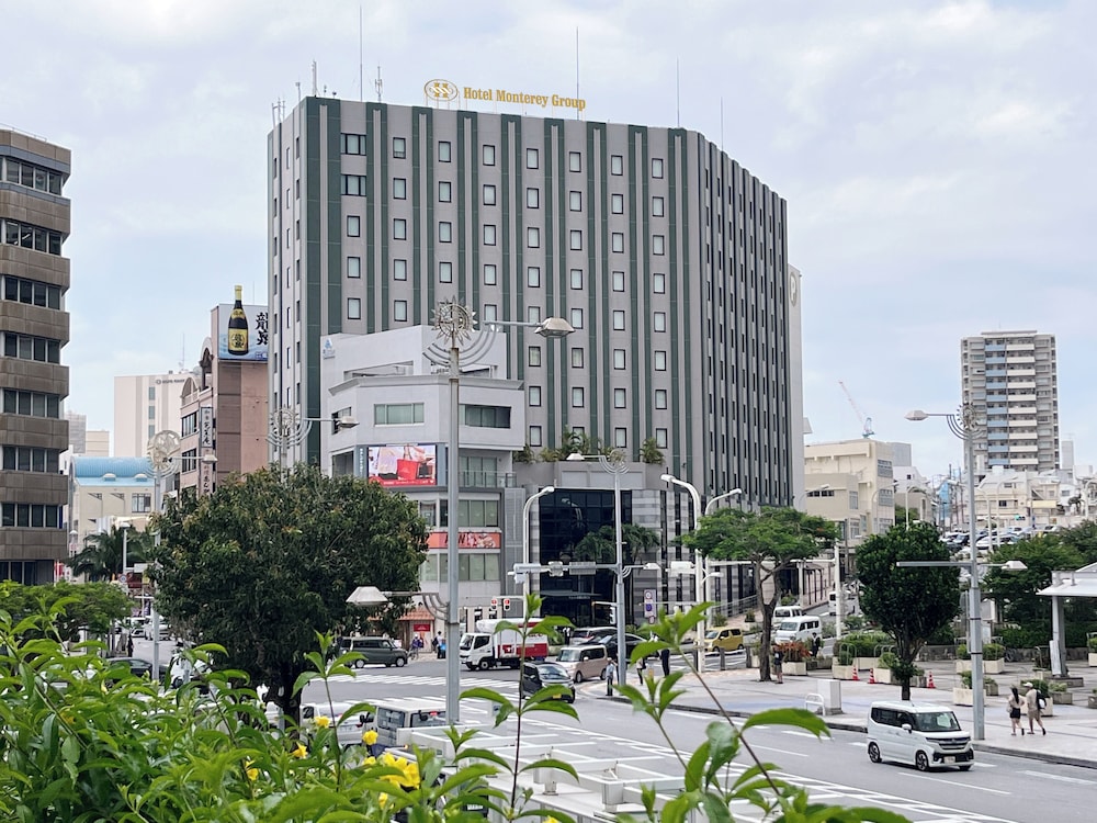 Hotel Monterey La Soeur Naha 48/52