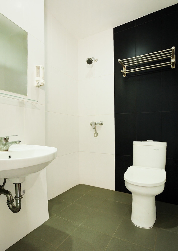 Collection O Palembang near Palembang Indah Mall formerly Hostel 77 Smart 40/42