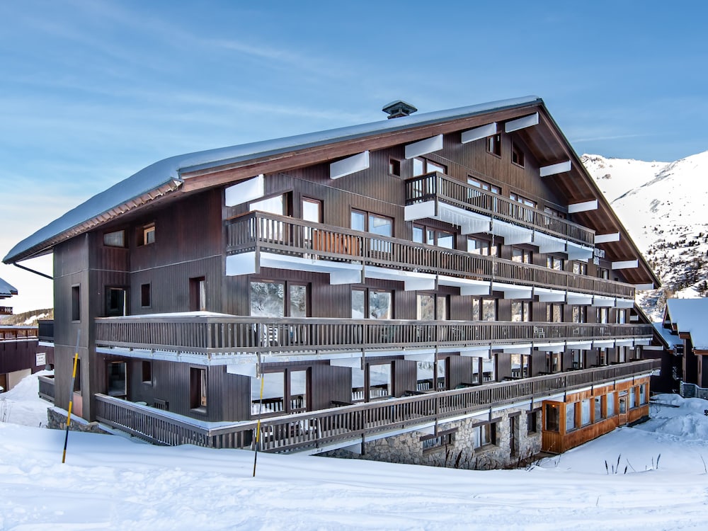 Hotel La Tarentaise 2/50