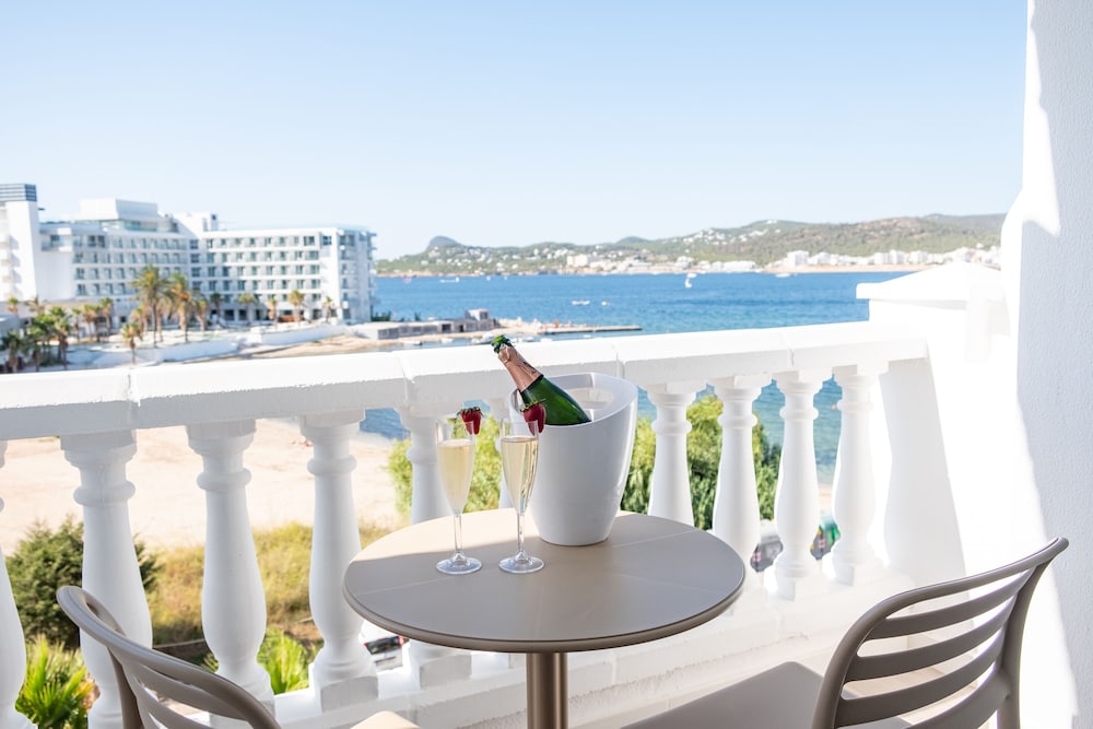 Beach Star Ibiza Hotel 11/78
