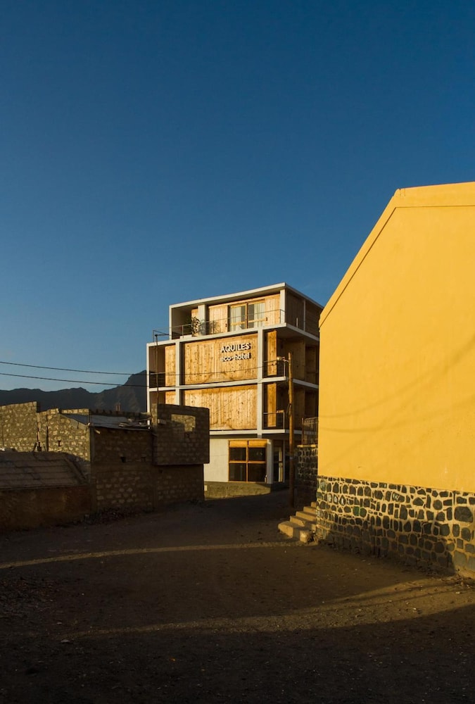 Aquiles Eco Hotel 39/45