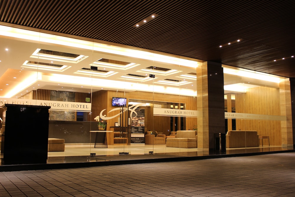 Anugrah Hotel 12/72
