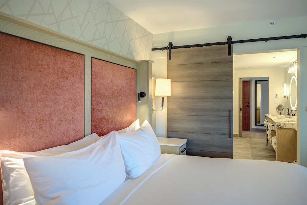 The Embers Hotel 16/50