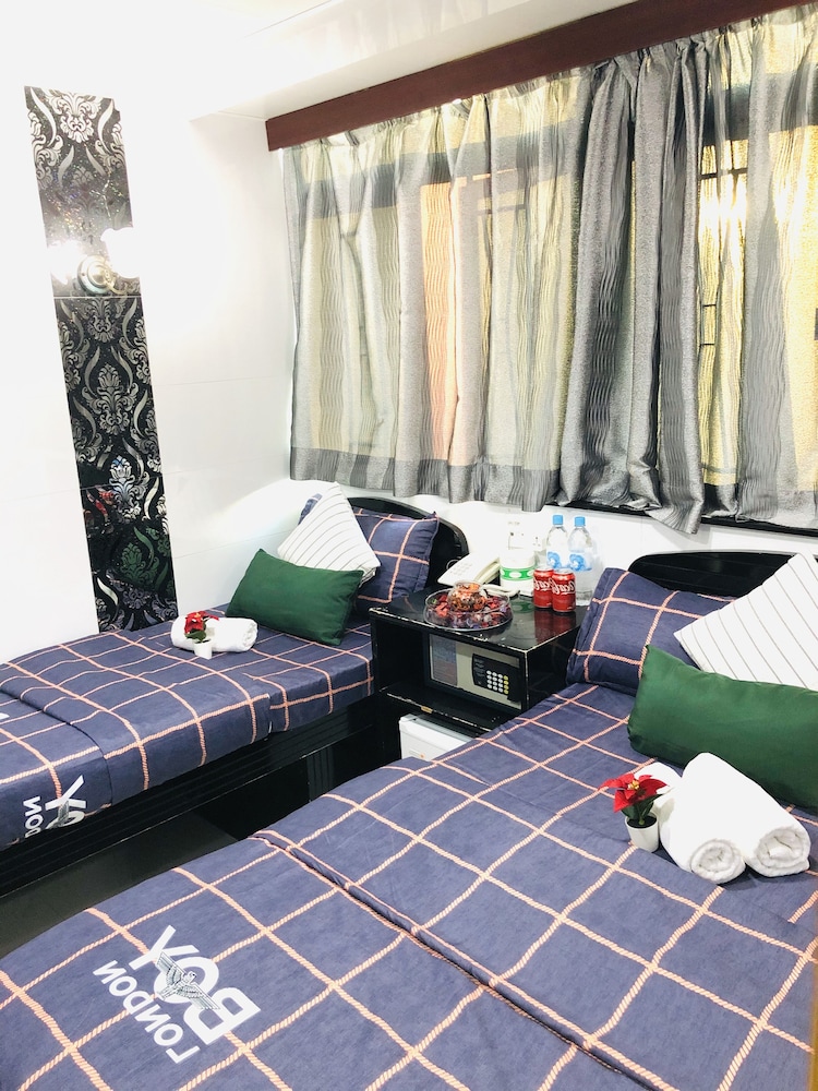 Singapore Hostel 24/50