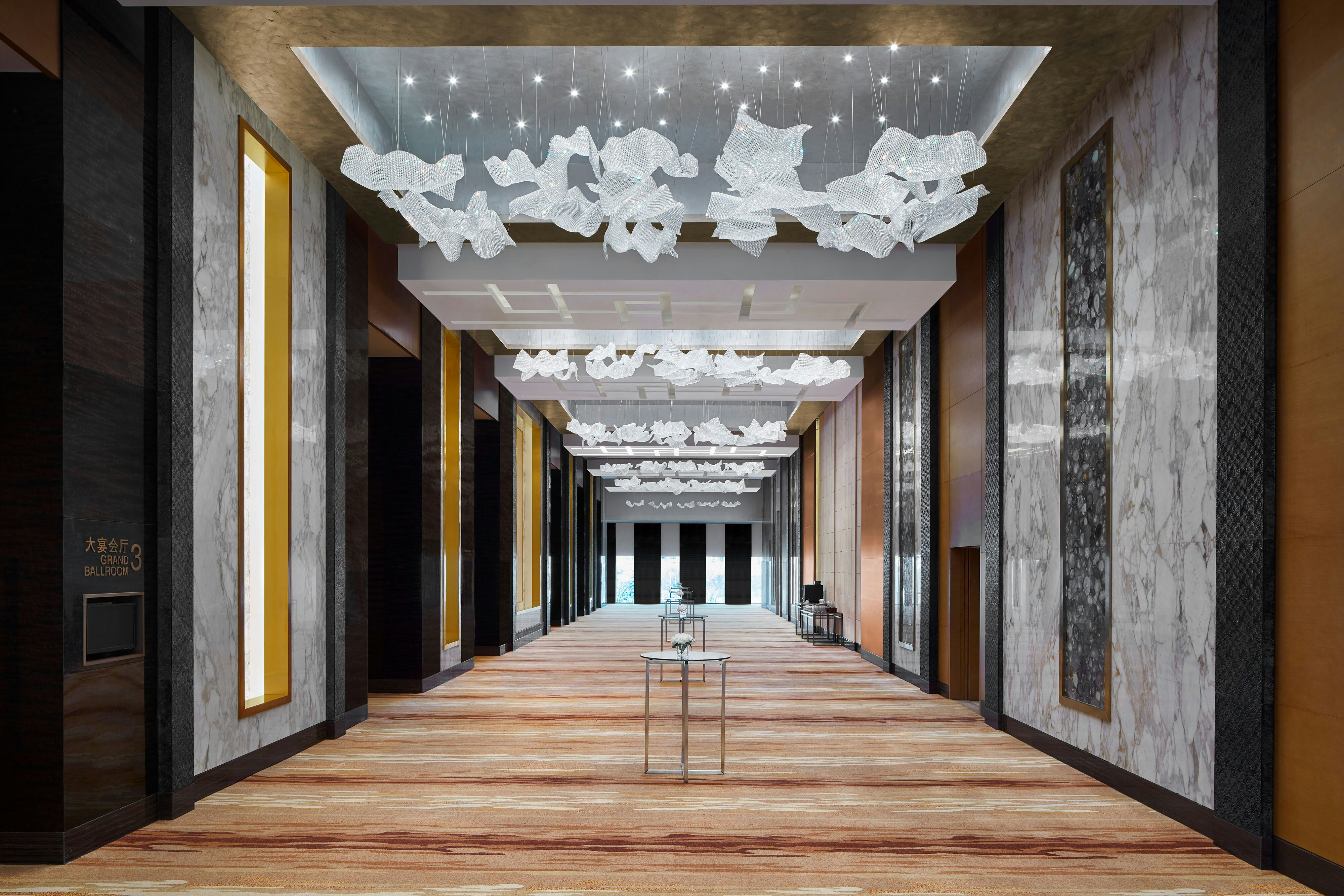 Sheraton Beijing Lize Hotel 24/65