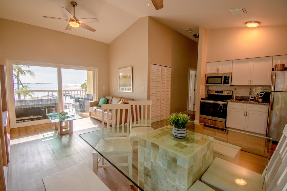 Bayside Inn Key Largo 44/66