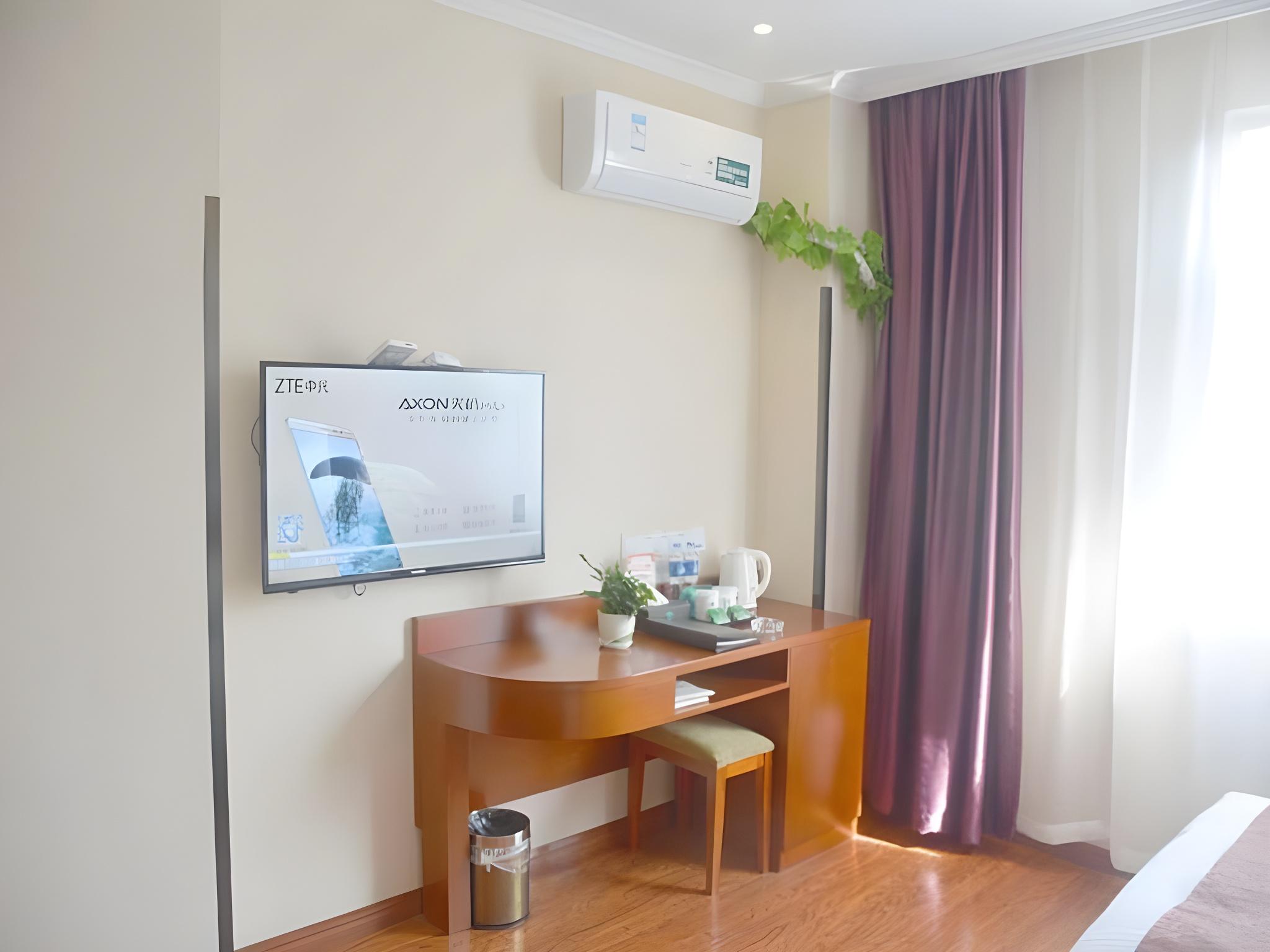 GreenTree Inn Jiangsu Suzhou Kunshan Beimen Road Express Hotel 38/50