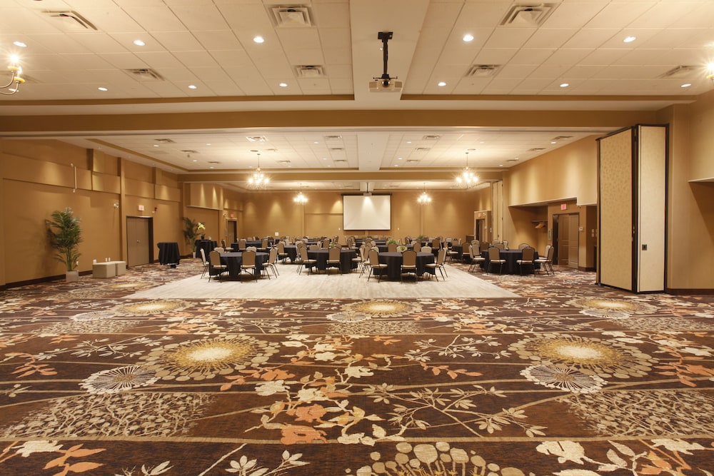 Pomeroy Inn Suites At Olds 6/59