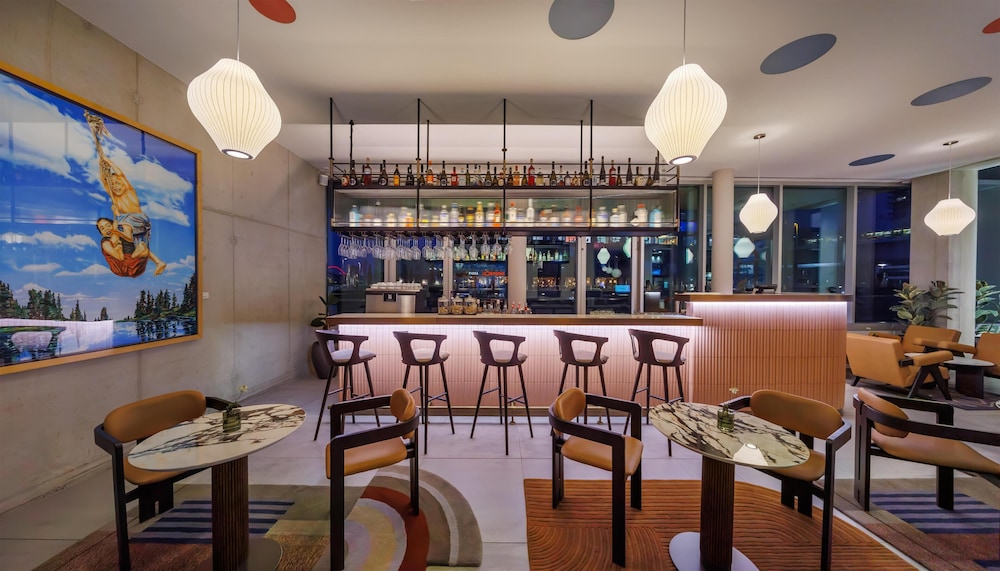 art otel Cologne powered by Radisson Hotels 37/50