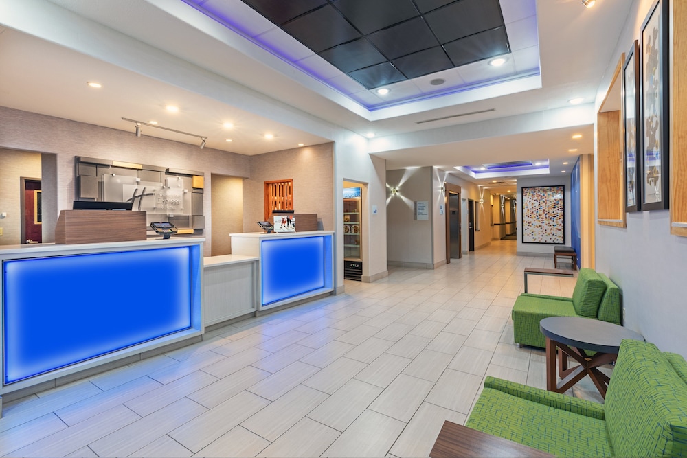 Holiday Inn Express Hotel Suites Guymon 4/69