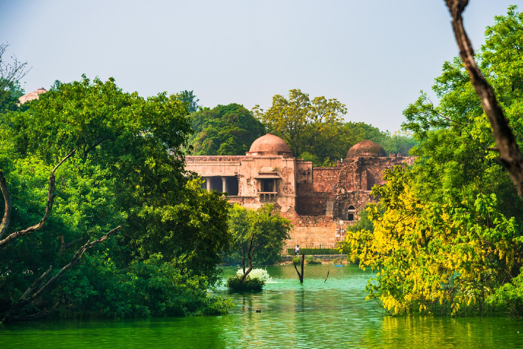 QUTUB RESIDENCY 24/31