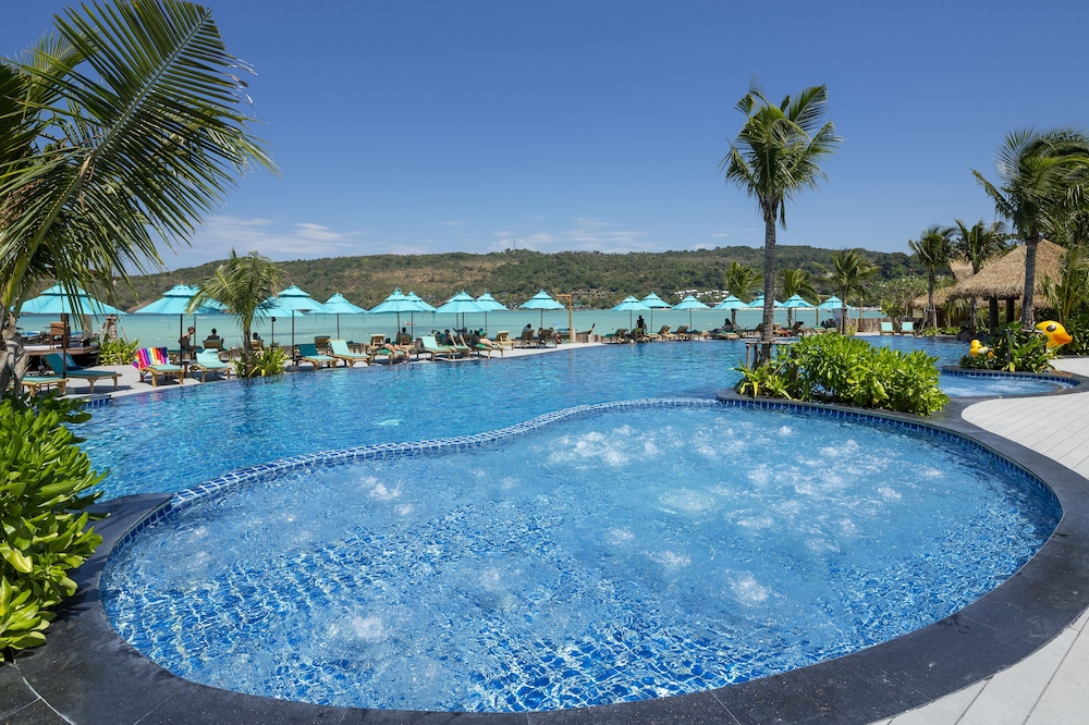 PhiPhi CoCo Beach Resort 48/50
