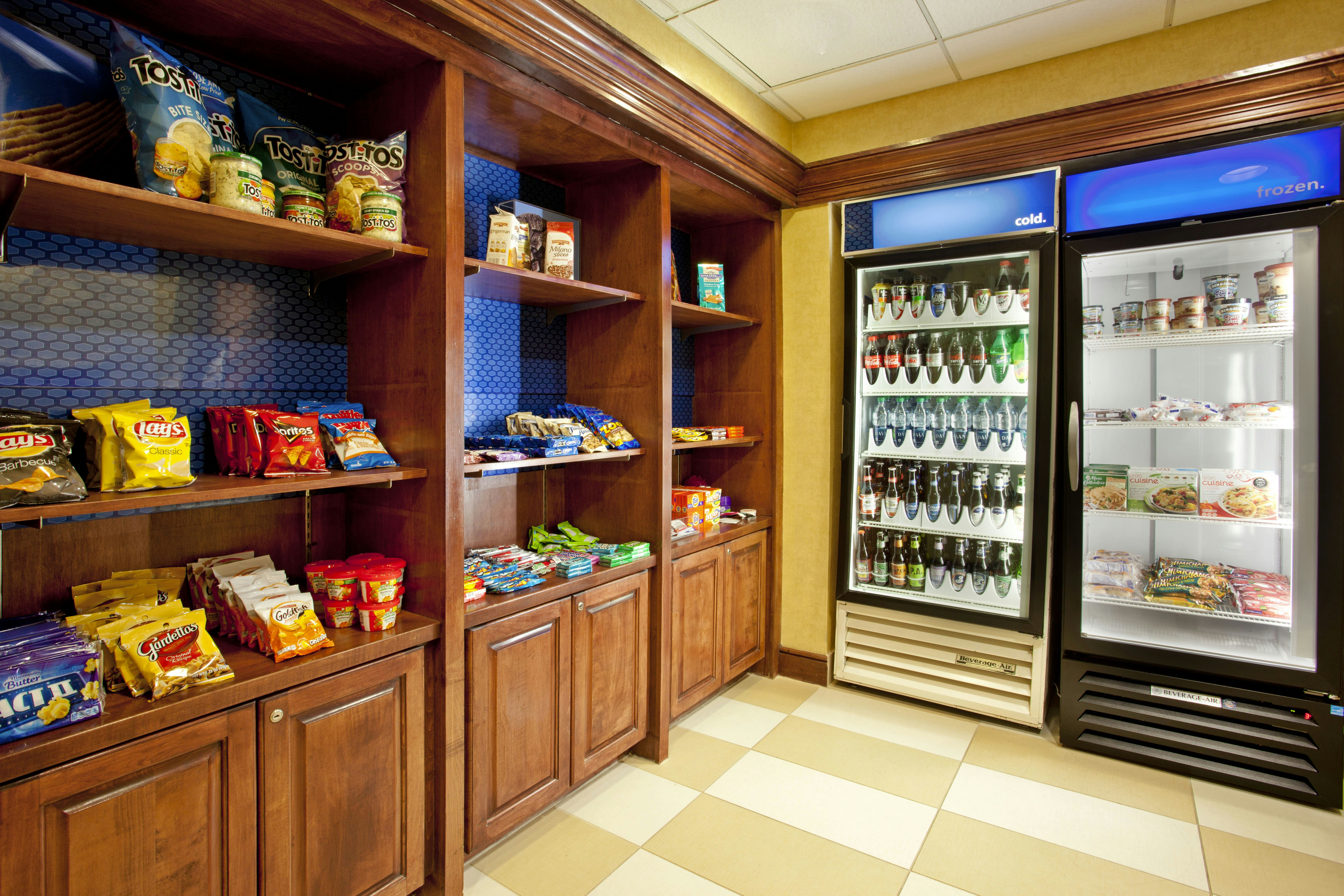 Hampton Inn & Suites Nashville-Smyrna 16/57