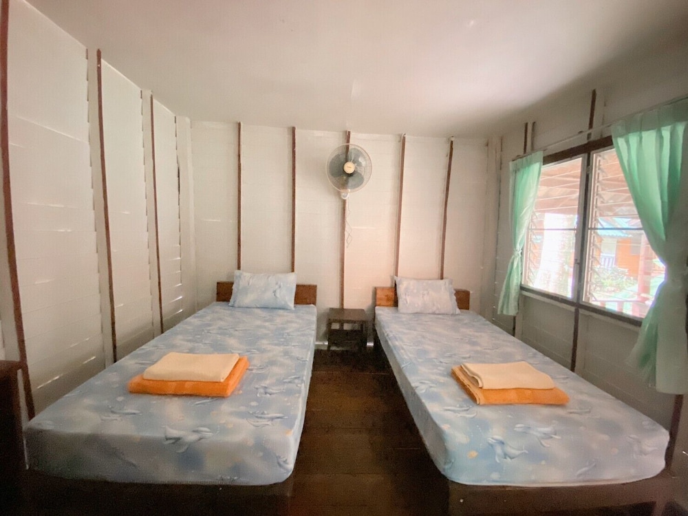 Dream Valley Resort Tonsai Beach 48/72