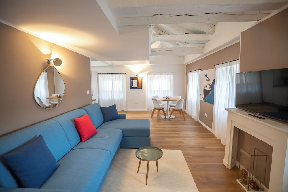 Hotel Duchi Vis A Vis 42/62
