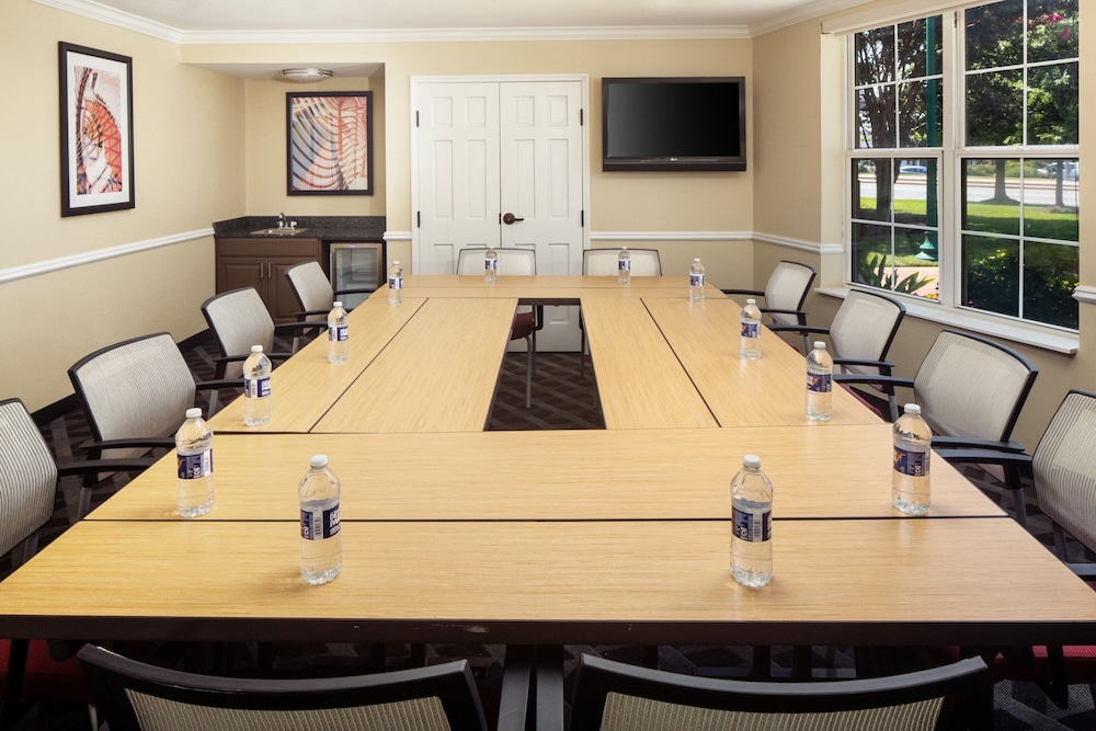 Towneplace Suites By Marriott Springfield 32/37