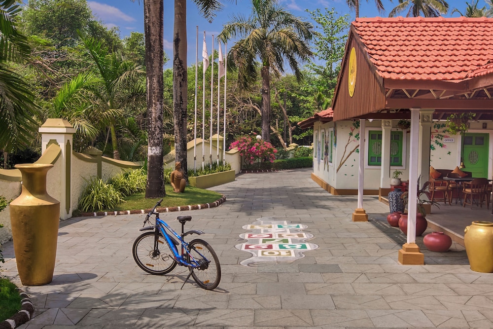 Mercure Goa Devaaya Resort 40/49