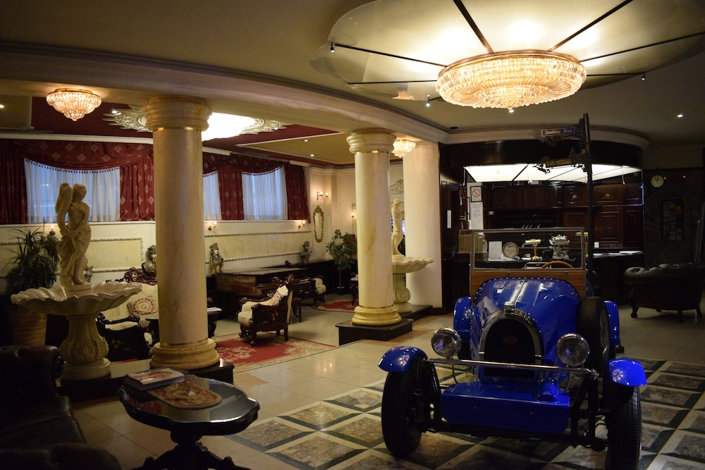 Queens Astoria Design Hotel 14/27
