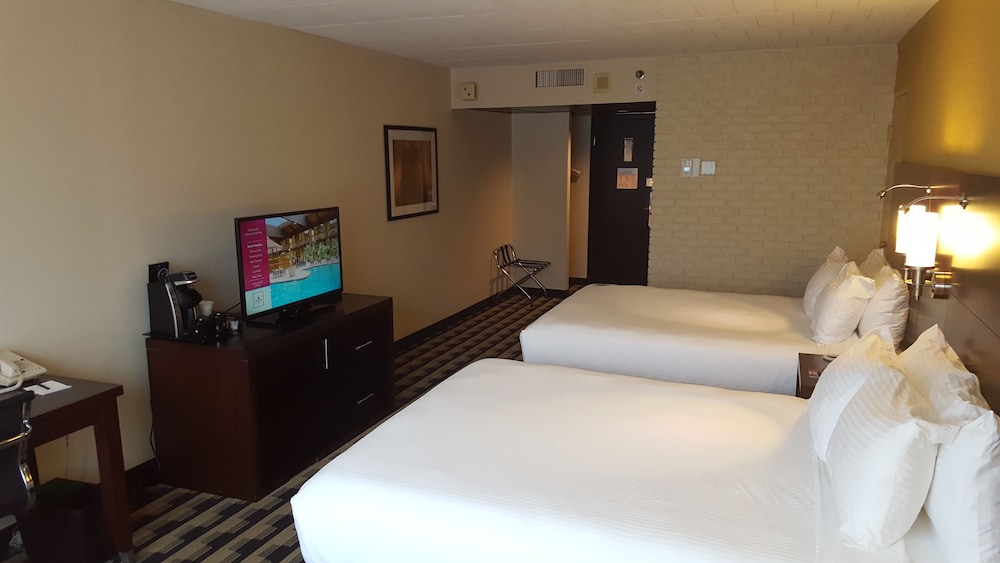 M Hotel Buffalo 15/48