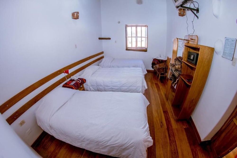 Hostal El Grial 32/53