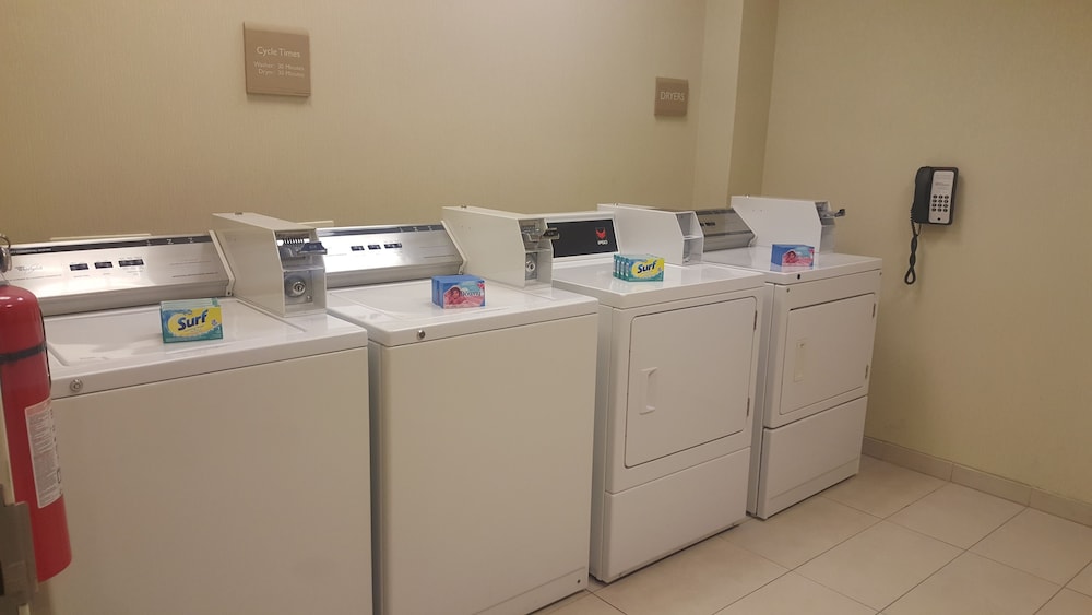 Hilton Garden Inn Dallas Richardson 68/70