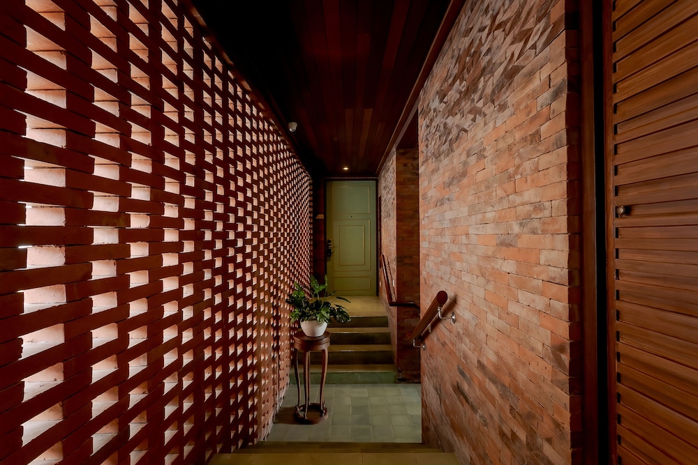 Fourteen Roses Boutique Hotel and Spa 35/61