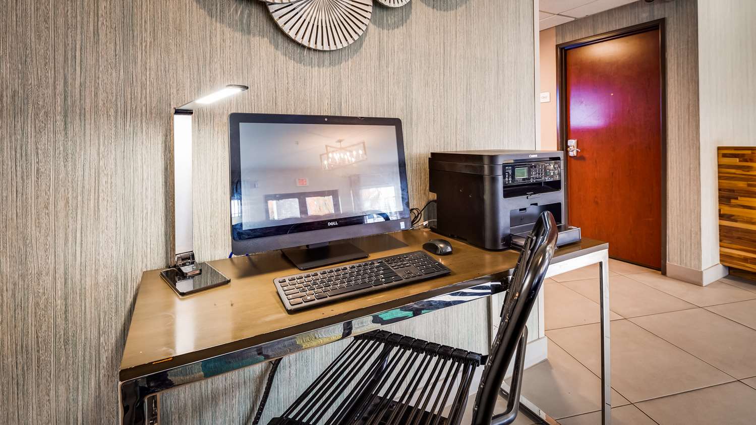 Best Western Sandy Inn 8/10