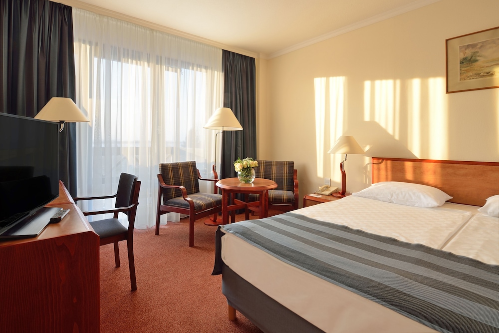DANUBIUS HEALTH SPA RESORT BUK 22/62