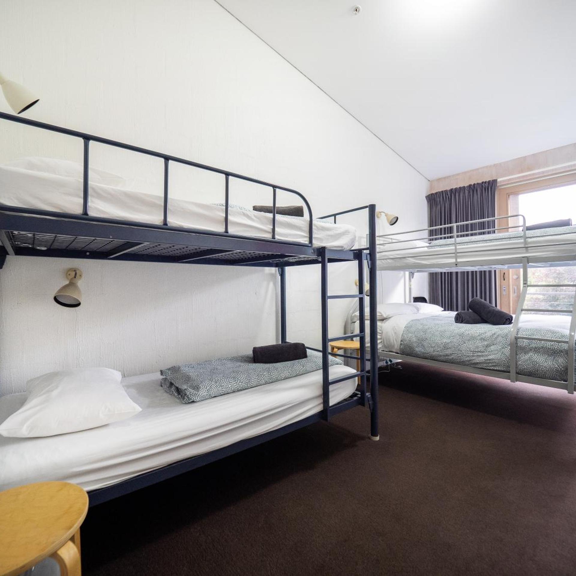 YHA Apollo Bay Eco 21/59