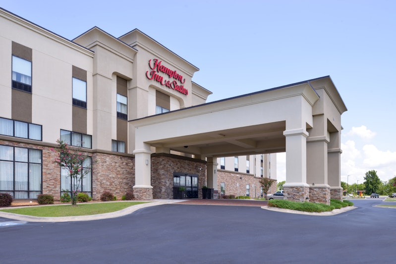 Hampton Inn & Suites by Hilton Lonoke 32/36